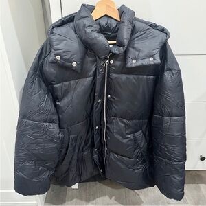 Abercrombie Black Puffer oversized Jacket S